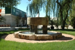 Fuente-decoración-jardines-Viveros-Ferca